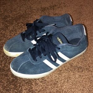 Blue Adidas Courtset